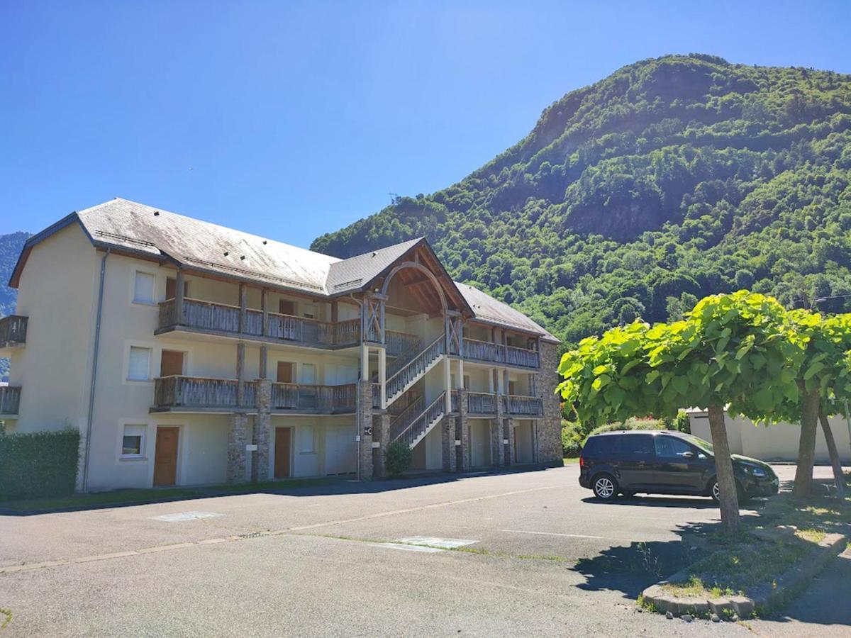 Le 102, T3 vue montagne, piscine, sauna, parking Bagnères-de-Luchon Extérieur photo