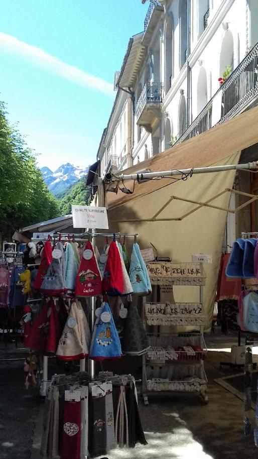 Le 102, T3 vue montagne, piscine, sauna, parking Bagnères-de-Luchon Extérieur photo